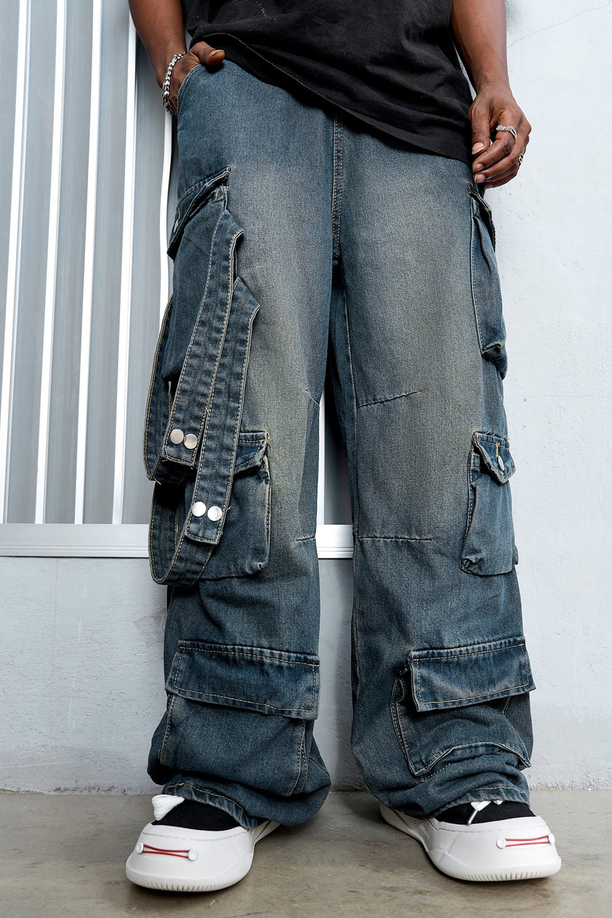 Loose Wide Leg Cargo Denim Jeans