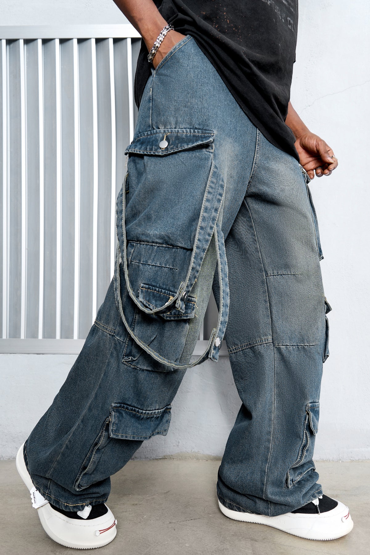 Loose Wide Leg Cargo Denim Jeans