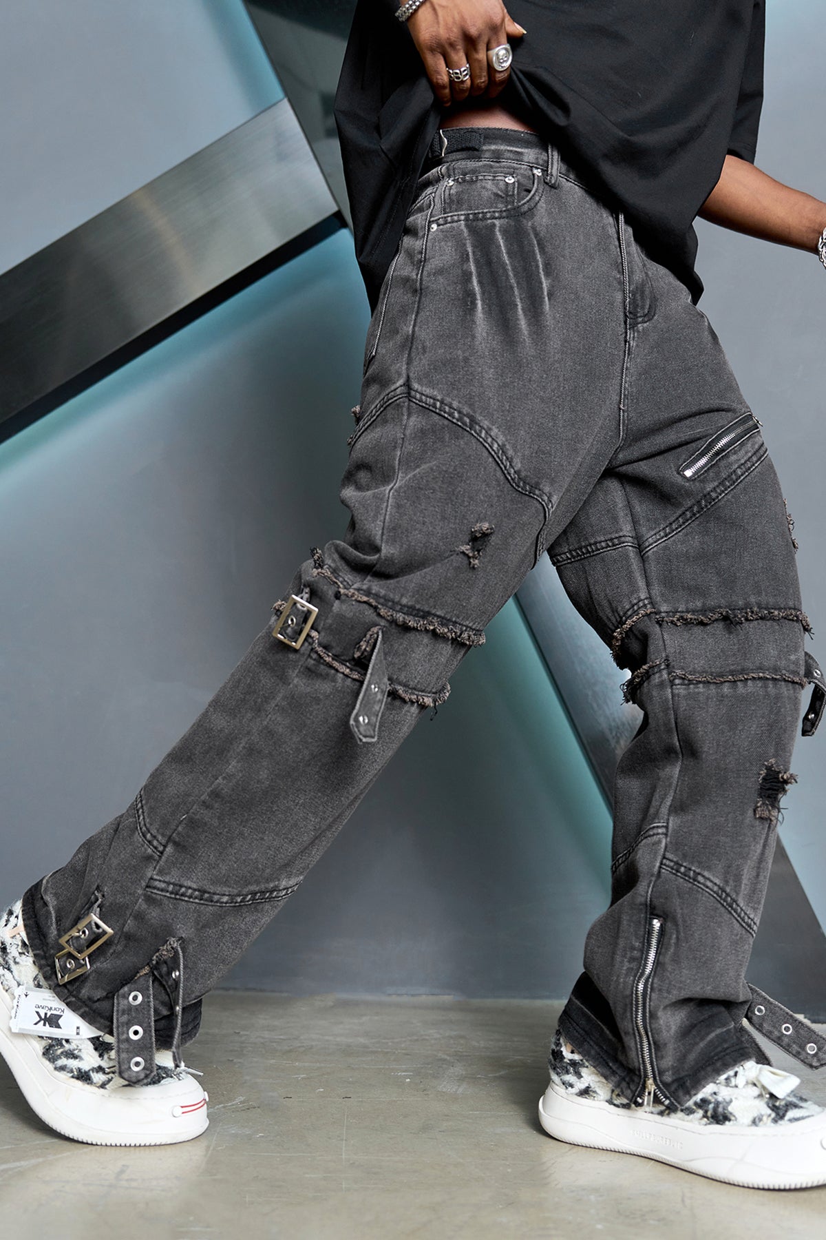 Spliced Black Denim Jeans With Zipper Pocket